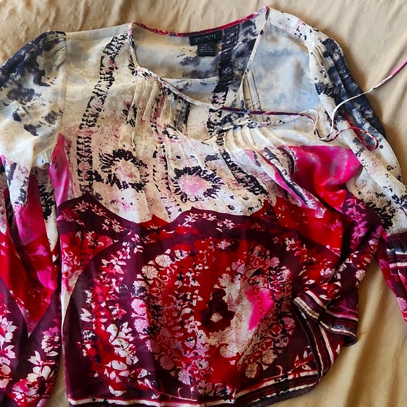 Top - Picture 1 of 4